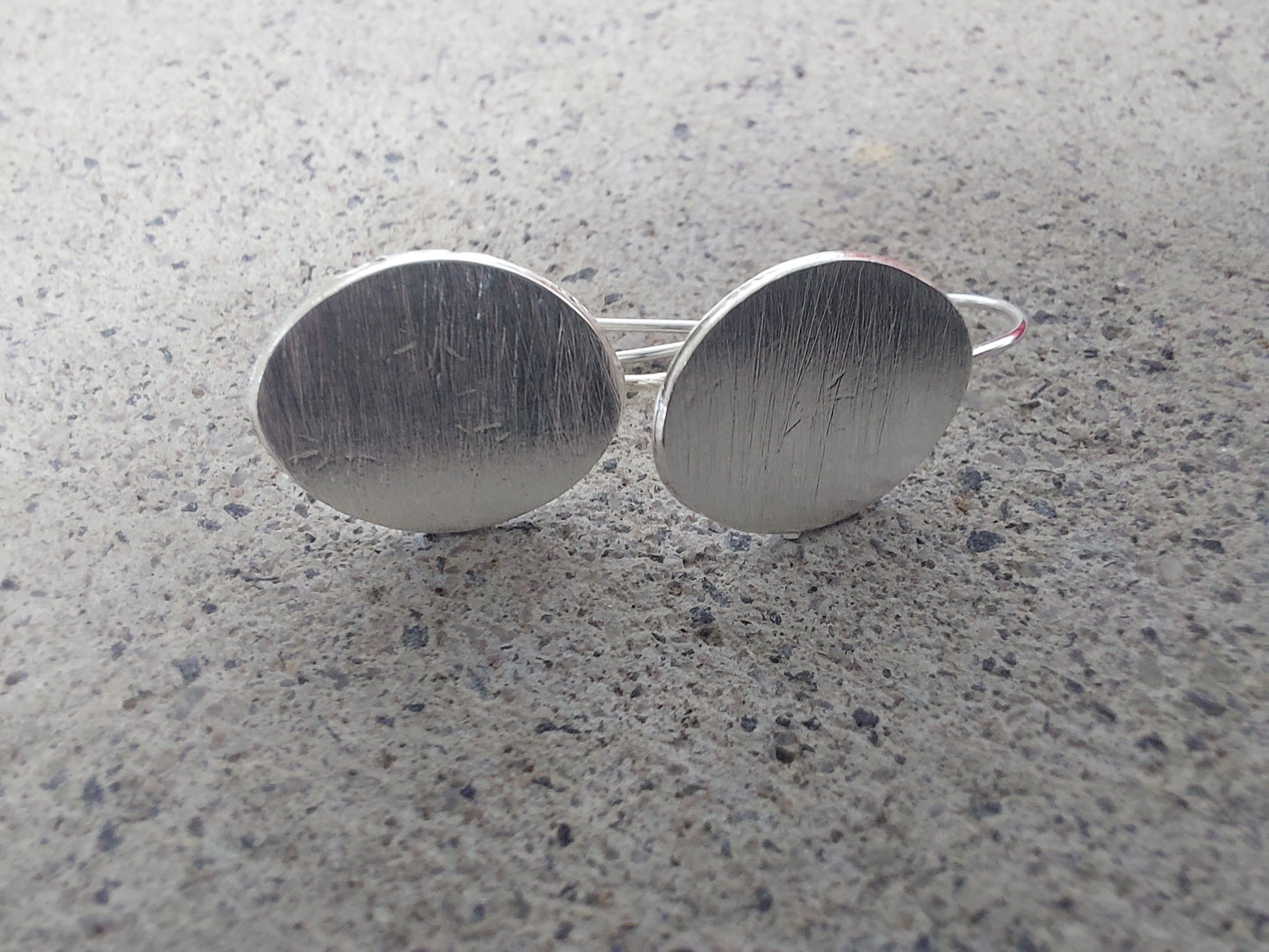 Silver Essentials - signature earrings