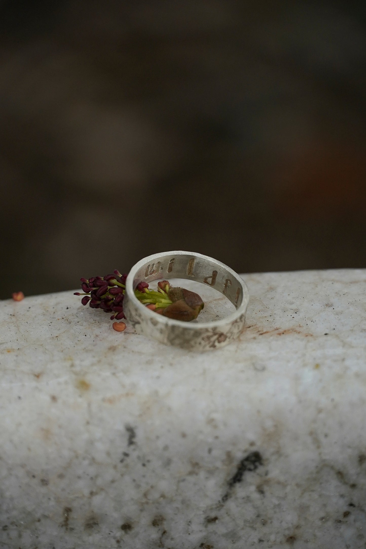 Wildflower ring - solid ring